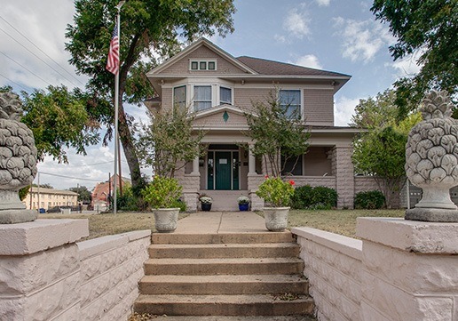 Aubrey home exterior before painting